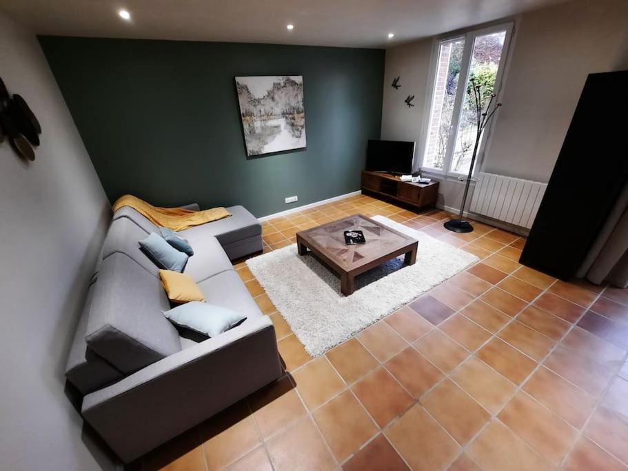 La Jouvenciere *** Villa Jouy  Екстериор снимка